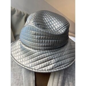 Quilted bucket hat silver hand crafted in Canada LG chic style modern, rare NWOT